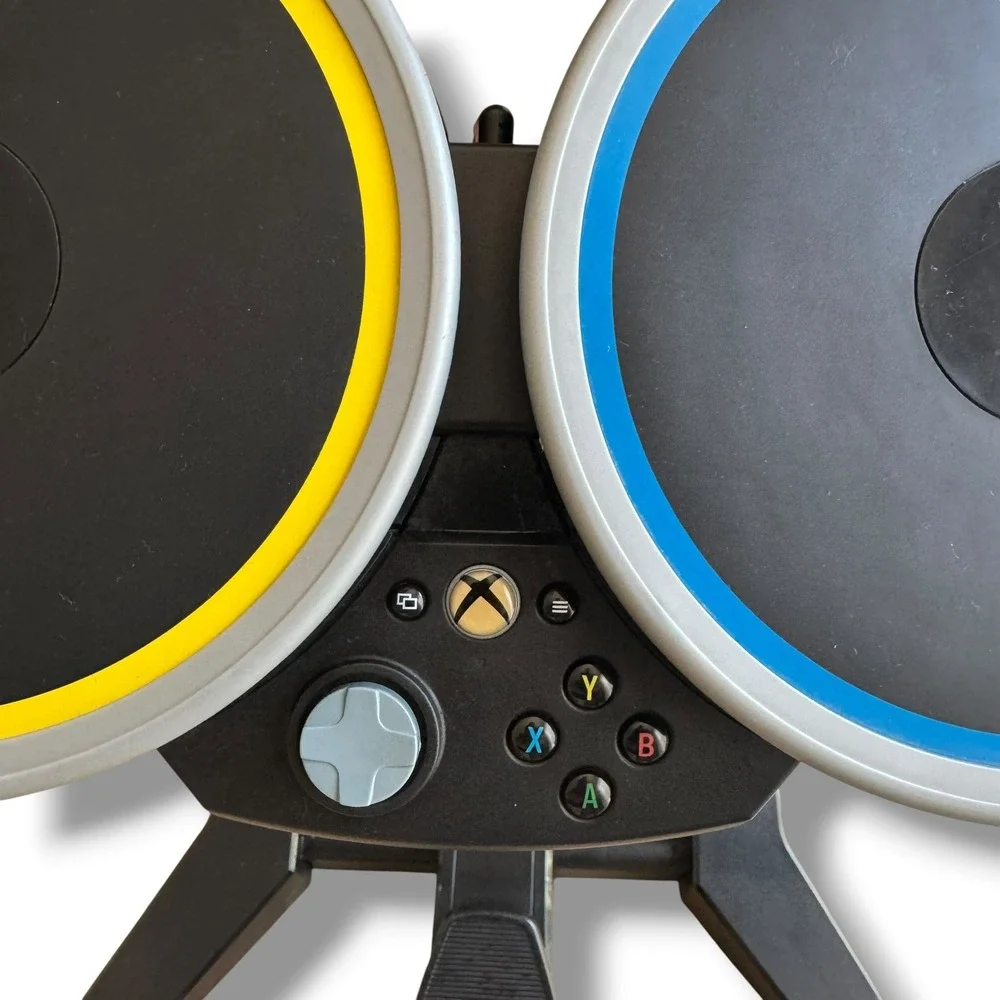 Rock Band 4 Wireless Drum Set for Xbox One Mad Catz 91162 with Pedal and Sticks
